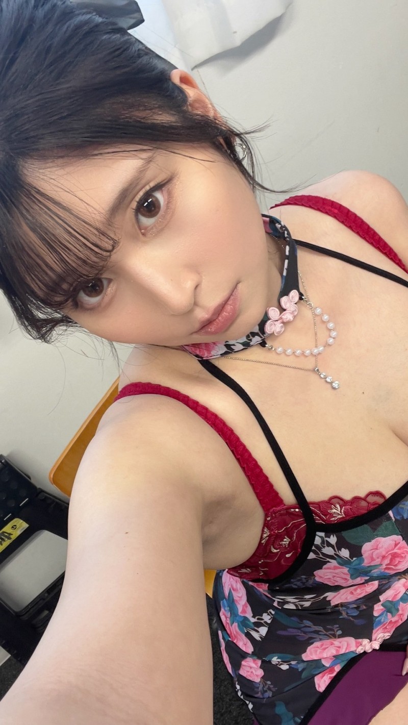 【EV扑克】一億人の愛人!比20岁性感、比30岁奔放、比40岁可爱的她重大声明!【EV扑克官网】