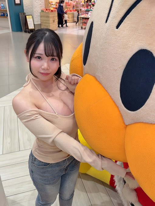 【EV扑克】恋川小桃(恋川こもも)出道作品番号及封面，恋川小桃个人简介【EV扑克官网】