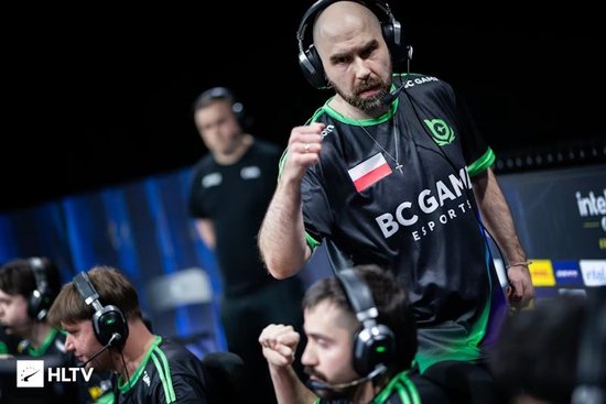 【蜗牛电竞】TaZ：s1mple与electroNic压力山大，没人看好他们【EV扑克小游戏官网】