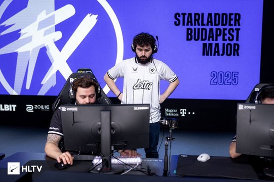 【蜗牛电竞】官宣：Fluxo与教练tacitus解约，管理层不满当前成绩【EV扑克小游戏官网】