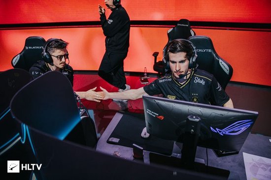 【蜗牛电竞】魔王镇守、新王在望！BLAST鹿特丹站淘汰赛前瞻【EV扑克小游戏官网】