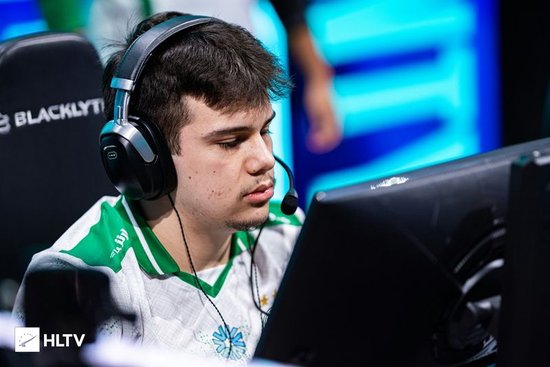 【蜗牛电竞】NucleonZ：经理发消息说让我上场，我就来了【EV扑克小游戏官网】