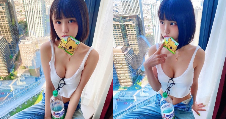 【蜗牛扑克】想跟她一起吃點心嗎？「短髮萌妹」嗑小熊餅乾　網友卻只在乎「那副眼鏡」