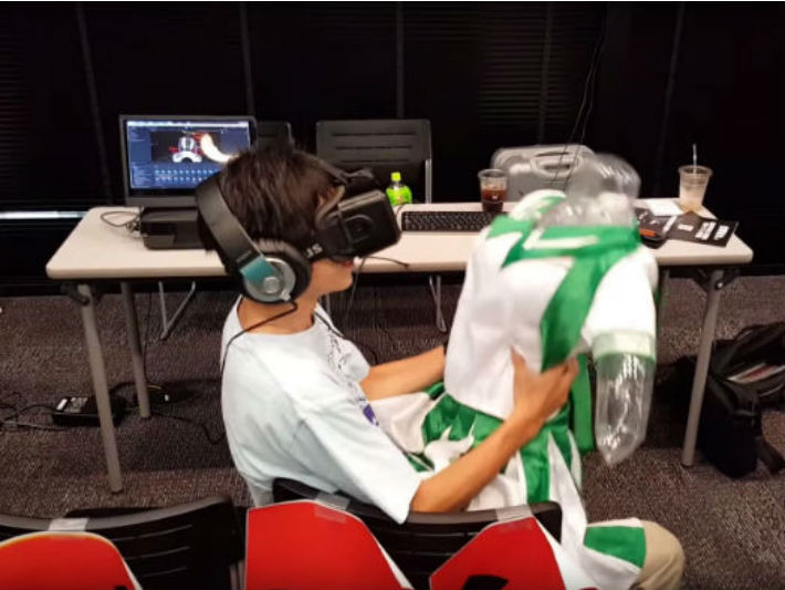 【蜗牛扑克】「VR淫片」估狗搜尋爆增9900%　未來人人都是空幹王