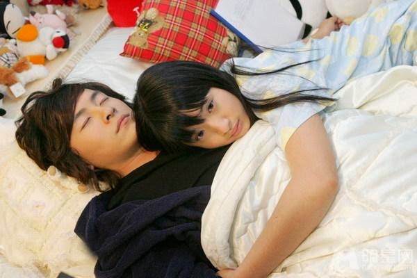 【蜗牛扑克】聖誕節握住心儀的他！　主動女孩4大追愛技巧…剩不到一個月快進攻吧